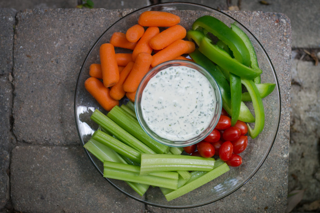 buttermilk-ranch-dressing-carley-papi